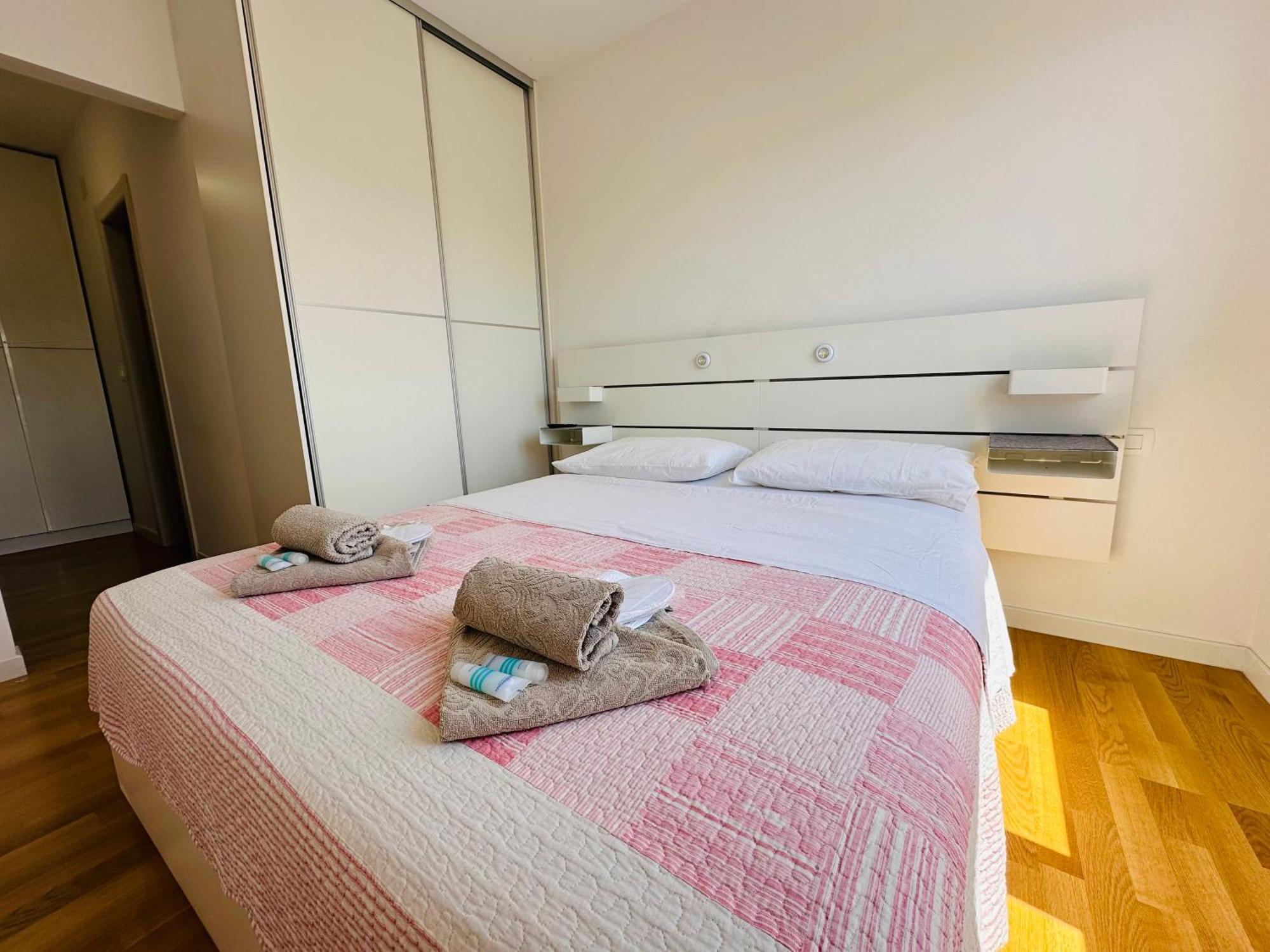 זאדאר Apartment King With Private Parking מראה חיצוני תמונה
